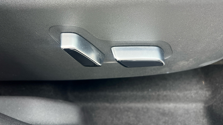 BYD Dolphin Surf 65kW Boost 43kWh 5dr Auto Electric Hatchback